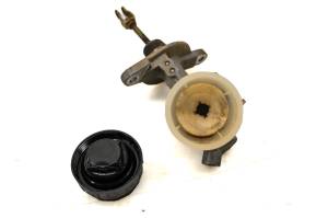 Kawasaki - 02 Kawasaki Mule 3010 4x4 Brake Master Cylinder KAF620 - Image 8