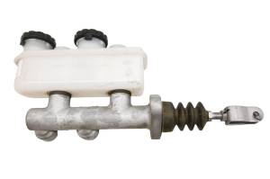 Polaris - 18 Polaris Slingshot SL Icon Front Brake Master Cylinder - Image 2