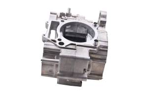 Polaris - 03 Polaris Predator 500 Crankcase Center Crank Case - Image 5