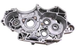 Polaris - 03 Polaris Predator 500 Crankcase Center Crank Case - Image 7