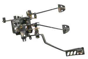 Yamaha - 16 Yamaha YXZ1000R Gas Brake Clutch Pedal Assembly - Image 3