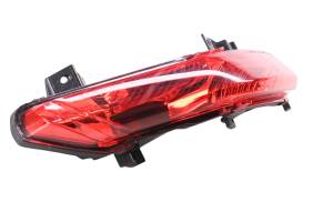 16 Piaggio MP3 500 Sport ABS Rear Right Tail Brake Light