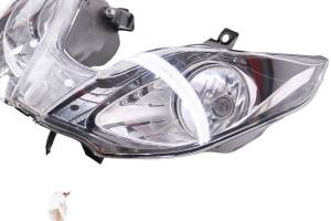 Piaggio - 16 Piaggio MP3 500 Sport ABS Lower Main Headlight - Image 3