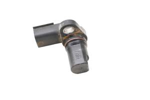 18 Cat CUV105D Speed Sensor - Image 2