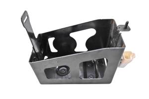 18 Can-Am Commander 800R DPS Battery Box