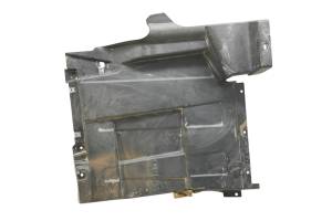 Yamaha - 16 Yamaha YXZ1000R Left Mud Guard Cover - Image 1