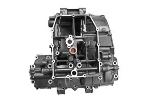 Suzuki - 96 Suzuki RF900R Crankcase Center Crank Case - Image 6