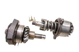 Suzuki - 90 Suzuki VX800 Transmission Bevel Gears Output Shaft - Image 2