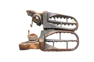 Suzuki - 09 Suzuki RMZ250 Foot Pegs Left & Right - Image 4