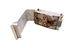 05 Yamaha Waverunner VX110 Sport Hood Latch Hinge VX1100D