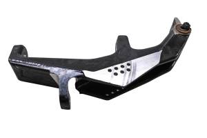 18 Ski-Doo Summit SP 850 E-Tec Front Right Spindle Knuckle 154"