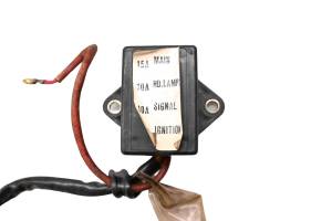 Suzuki - 81 Suzuki GS550E Fuse Box - Image 4