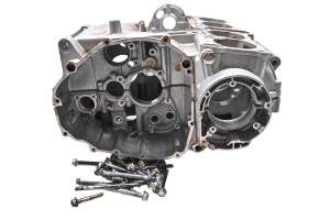 81 Suzuki GS550E Crankcase Center Crank Case