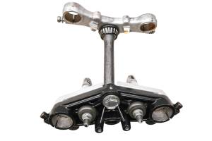 Suzuki - 05 Suzuki GS500F Triple Tree Handlebar Clamps - Image 2