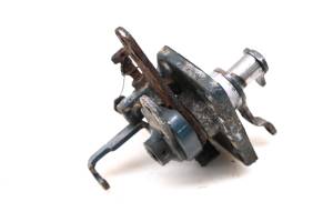 Bobcat - 08 Bobcat 2200S 4x4 Diesel Speed Plate Assembly Cover - Image 7