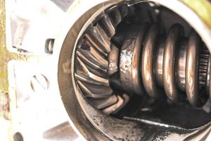 Kawasaki - 16 Kawasaki Mule 4010 Trans 4x4 Transfer Case Bevel Gear Case Output Shaft KAF620 - Image 14