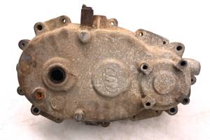 Bobcat - 08 Bobcat 2200S 4x4 Diesel Transmission Gear Case Housing - Image 8