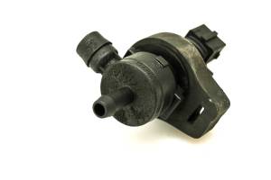 BMW - 02 BMW F650GS ABS Fuel Breather Valve - Image 3