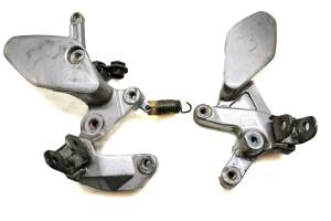 Yamaha - 06 Yamaha YZF600R Front Foot Peg Foot Rest Mounting Brackets - Image 3