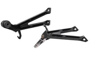 Suzuki - 11 Suzuki GSXR750 Rear Passenger Foot Pegs Left & Right - Image 5