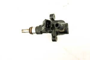 BMW - 14 BMW G650GS Sertao Fuel Rail & Injector - Image 3