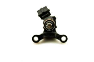 BMW - 14 BMW G650GS Sertao Fuel Rail & Injector - Image 7