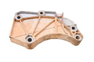 18 Cat CUV105D Alternator Support Bracket Mount - Image 3