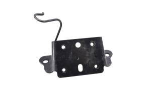 05 Suzuki Boulevard 800 Headlight Carrier Bracket Mount VL800