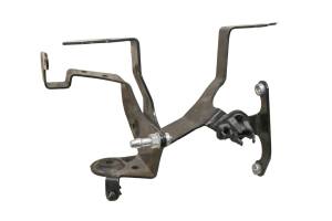 18 Harley-Davidson Street Bob Lower Mid Frame Crossmember FXBB107