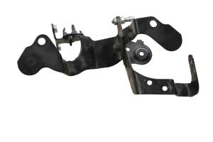 18 Harley-Davidson Street Bob Lower Mid Frame Crossmember FXBB107 - Image 4