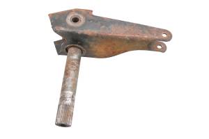 Bombardier - 84 Ski-Doo Safari 377 Front Spindle Knuckle Right Bombardier - Image 2