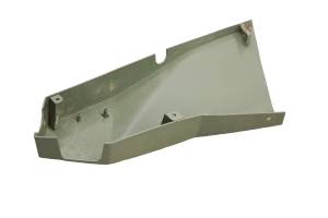 Can-Am - 18 Can-Am Commander Max 1000R DPS Center Panel Cover - Image 7