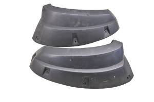 Cub Cadet - 16 Cub Cadet Challenger 700 Front Fender Flares Left & Right - Image 1