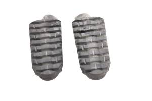 16 Triumph Tiger 800 XCx Foot Pegs Left & Right Rear Passenger