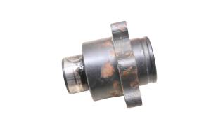 Cub Cadet - 16 Cub Cadet Challenger 700 Rear Brake Rotor Hub - Image 6