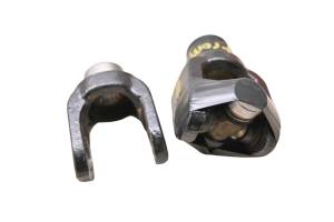 Cub Cadet - 16 Cub Cadet Challenger 700 Front Drive Shaft - Image 4