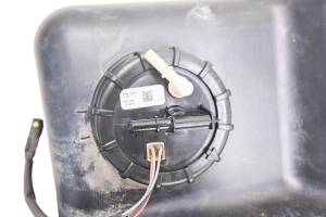 18 Cat CUV105D Gas Tank & Fuel Pump - Image 3