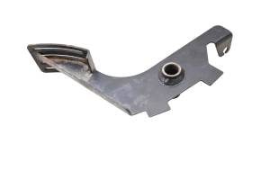 18 Cat CUV105D Throttle Pedal - Image 5