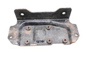 18 Cat CUV102D Steering Stem Bracket Mount - Image 1