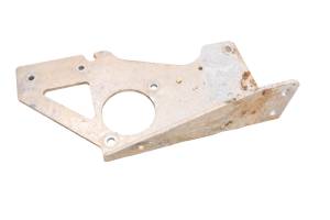 18 Cat CUV105D Engine Motor Bracket Mount - Image 3