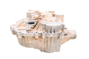 18 Cat CUV105D Transmission Gear Case Housing - Image 9