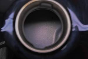 Suzuki - 17 Suzuki Boulevard M109 Gas Tank & Fuel Petcock - Image 12