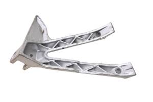 17 Hyosung GD250R Rear Passenger Foot Peg Right - Image 5