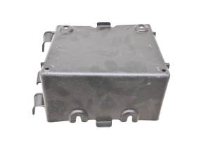 17 Hyosung GD250R Battery Box - Image 5