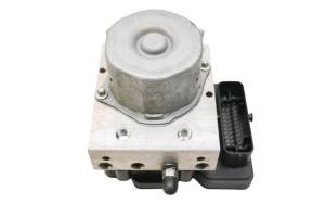 Polaris - 18 Polaris Slingshot SLR Electric Abs Brake Control Unit - Image 3