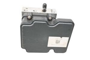 Polaris - 18 Polaris Slingshot SLR Electric Abs Brake Control Unit - Image 4