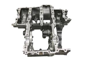 Kawasaki - 13 Kawasaki Concours 14 Crankcase Center Crank Case & Cylinders ZG1400 - Image 17