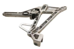 Honda - 91 Honda Interceptor 750 Rear Left Footrest Bracket Mount VFR750F - Image 6