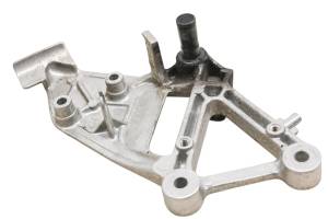 Honda - 91 Honda Interceptor 750 Front Right Driver Footrest Bracket Mount VFR750F - Image 5