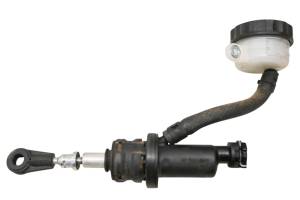 Polaris - 18 Polaris Slingshot SLR Clutch Master Cylinder - Image 1